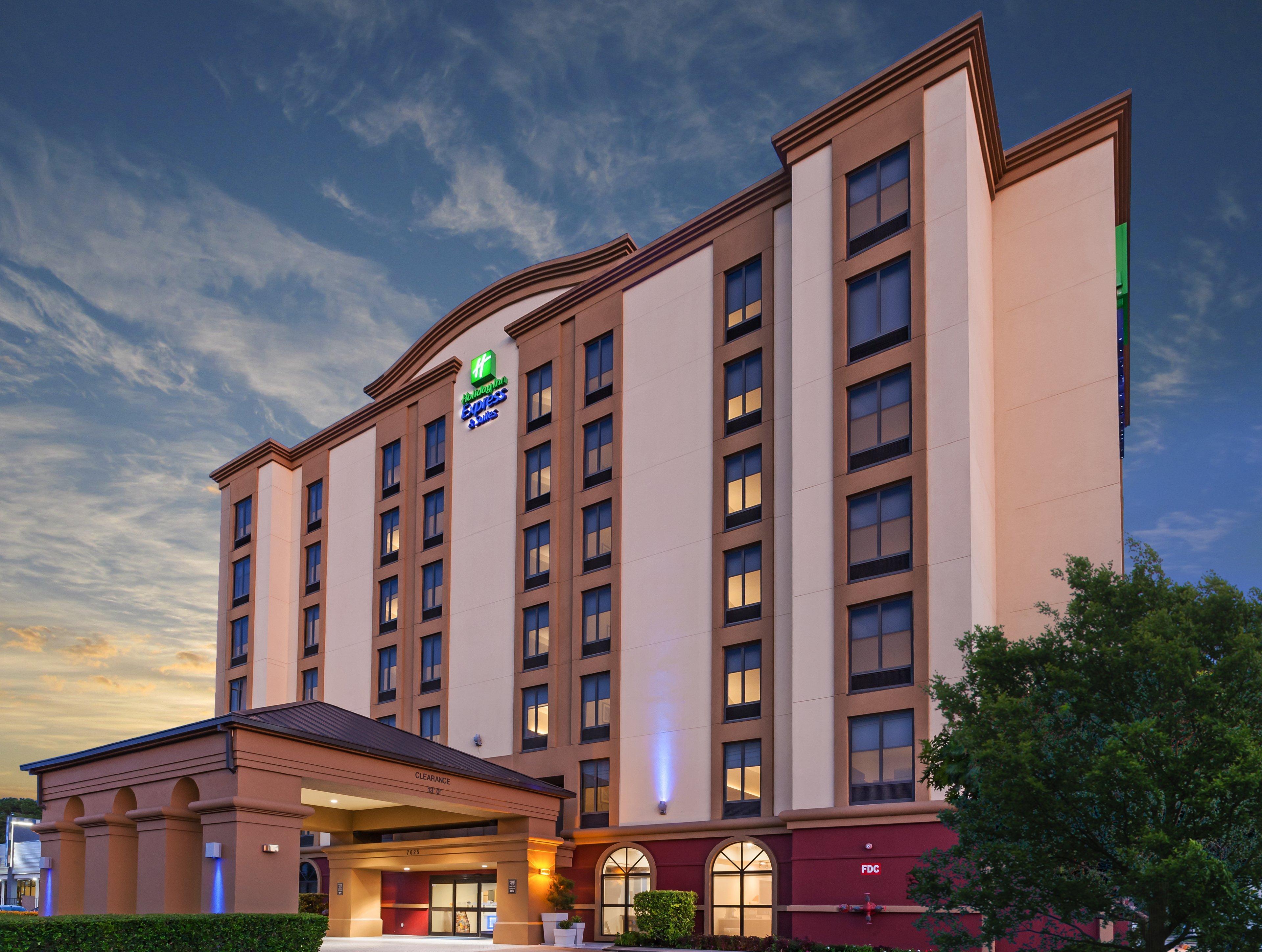 Holiday Inn Express & Suites Houston - Memorial Park Area By Ihg Eksteriør bilde