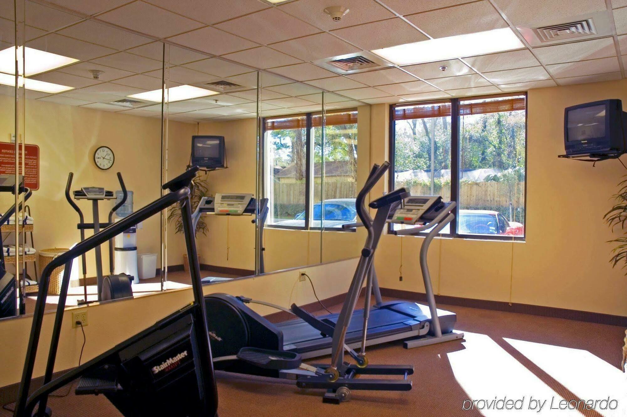 Holiday Inn Express & Suites Houston - Memorial Park Area By Ihg Eksteriør bilde